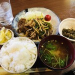 家庭料理居酒屋 よってって - ♪プルコギ定食 ¥700