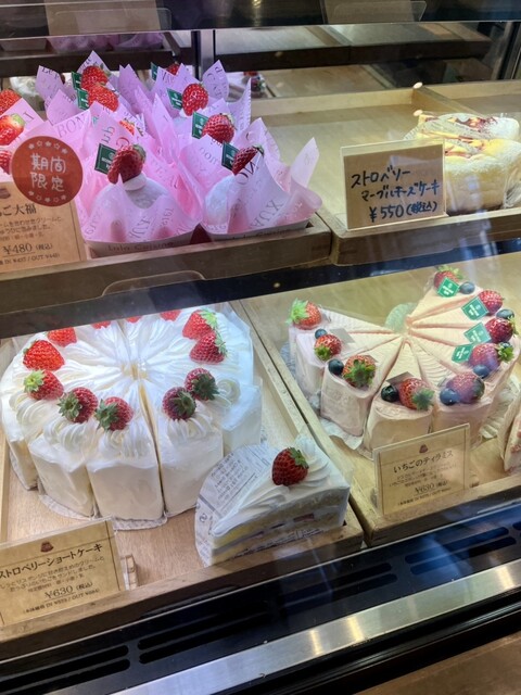 Second House Cake Works Higashidouin ten - Karasuma/Cake | Tabelog