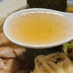 ラーメン 坊也哲 - スープも最高