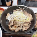 Yoshinoya - 