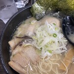 Tonkotsu Nudoruzu Tazaton - 