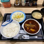 松屋 - ビーフシチュー定食