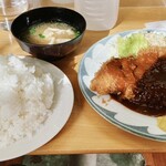 味一 - 黒豚のロースカツ定食1,050円　　　　　　　　　　　　　　　　　　　ご飯大盛り＋60円