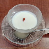 中国料理 青冥 大丸梅田店 - セットのデザート 杏仁豆腐