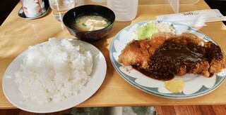 Ajiichi - 黒豚のロースカツ定食1,050円　　　　　　　　　　　　　　　　　　　ご飯大盛り＋60円