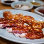 炭火焼肉ホルモンさわいし - タン元、ギアラ