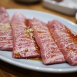 炭火焼肉ホルモンさわいし - イチボ　千日和牛