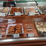 築地なが田 - 料理写真:つけ魚。買うのはちと高い。自分で作っちゃうかも…