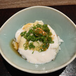 割烹 隆 - 隆おまかせコース２４２００円。フグの飯蒸し。身がゴロゴロ入った飯蒸しだけでも美味しいのに、白子もたっぷりで、旨味が凄く伝わります。