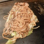 Okonomiyaki Naoya - 焼きそば(902円)