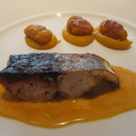 レストラン ヴァリエ - 魚料理　サワラ、ウオッカと甲殻類のソース、カボチャのニョッキ