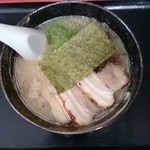 喜奴屋 - 豚骨チャーシュー麺