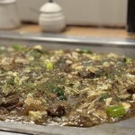 Teppanyaki Monjayaki Hiiro - お出汁が煮立ってグツグツと、和風のお出汁「もんじゃ」を1人占めタイムじゃ( ≖ᴗ≖​)ﾆﾔｯ  