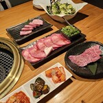 焼肉 小次郎 - 