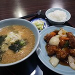 龍鳳 - 酢豚ラーメンセット(味噌) ￥1,232