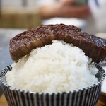 炭火焼肉ホルモンさわいし - 