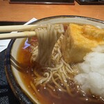 Sobadokoro Musashi - とろみのある出汁が蕎麦にしっかり絡む