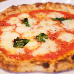 Cucina italiana&Pizzeria ZUCCA - ごだわりの平日限定ランチ 1200円 の邪道のマルゲリータ