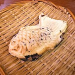 Naniwaya cafe - たい焼きと甘酒（税込800円）