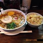 光来 - ２０１３/１１/２９　ラーメン＆チャーハンで￥５８０です。