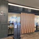 ANA SUITE LOUNGE、ANA LOUNGE - ラウンジ入り口