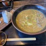 Takara ya - 肉カレーうどん　おにぎり（昆布）