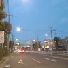 Ishikawa - 夜明け近くの環八の南方向を見る。
