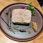 オケイブルワリー - イノシシとゆり根のテリーヌ920円