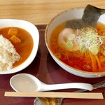 ピアット - しょうゆラーメンとミニカレーセット