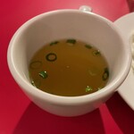 南海飯店 - かたい焼ソバのスープ