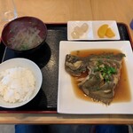 ゆうなぎ - ひらめ煮付定食【2023.12】