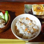 Doike Kura - 焚込ごはん、おからサラダ、豆腐