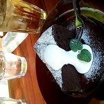 カフェ ナナ - ガトーショコラ