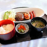 サンライズヒルズ カントリークラブ - ハンバーグ