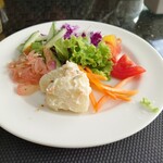 Tides - サラダ。