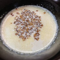 巽蕎麦 志ま平 - 蕎麦のスープ　（炊いた蕎麦の実を生クリームとミルクで合わせた一品）