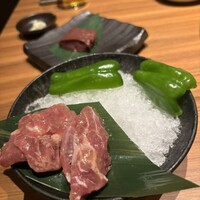 中目黒焼肉 登牛門 - 