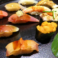 日本料理てら岡 中洲本店 - 特上の握り寿司