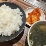 精肉店直営 焼肉定食 やまと - 
