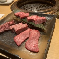 近江うし焼肉 にくTATSU 銀座店 - 