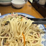 Imarichampon - ぽそっとした独特の食感の中太麺