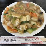 中国料理 珠華飯店 - 五目焼きそば890円