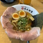 近江熟成醤油ラーメン 十二分屋 - 