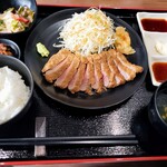 肉本舗 一心 - 料理写真:ビーフカツレツ定食1450円税別