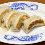 新御茶ノ水 萬龍 - ランチ餃子