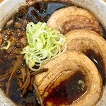 麺武 はちまき屋 - しょうゆ　チャーシュー3枚増し