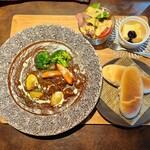 お食事処 広味家 - 料理写真:〝週替わりメニュー〟ビーフシチューのランチセット