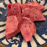 焼肉スタンド 肉と麦 - 