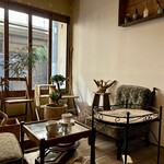 McQUEEN COFFEE SHOP - 