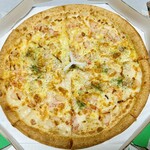 ピザ テンフォー 河北店 - 本ズワイと海老の海鮮ピザＬ